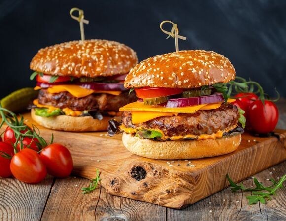 Почему подорожали гамбургеры в популярной сети быстрого питания