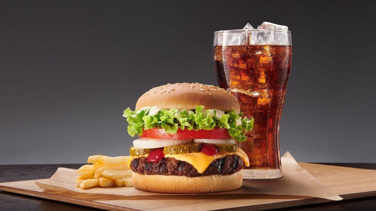 Чем можно запивать бургеры, чтобы не испортить фигуру