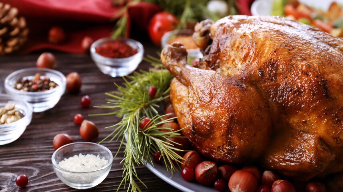 Финансист нашел продукты к новогоднему столу, которые можно купить осенью