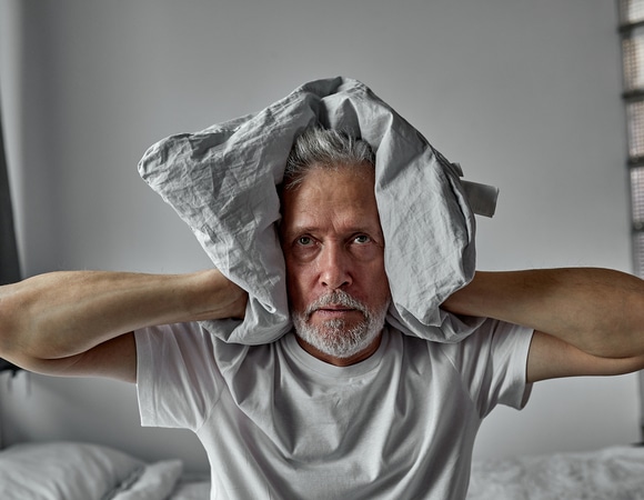 Страдает психика: к чему могут привести ночные перекусы