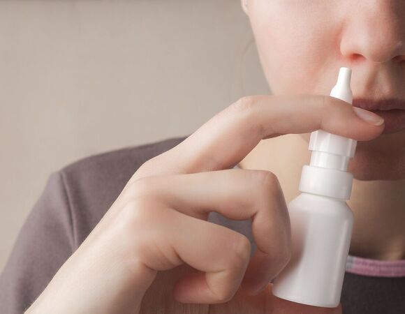 Врач объяснил, почему чеснок лучше есть, а не капать в нос Врач объяснил, почему чеснок лучше есть, а не капать в нос