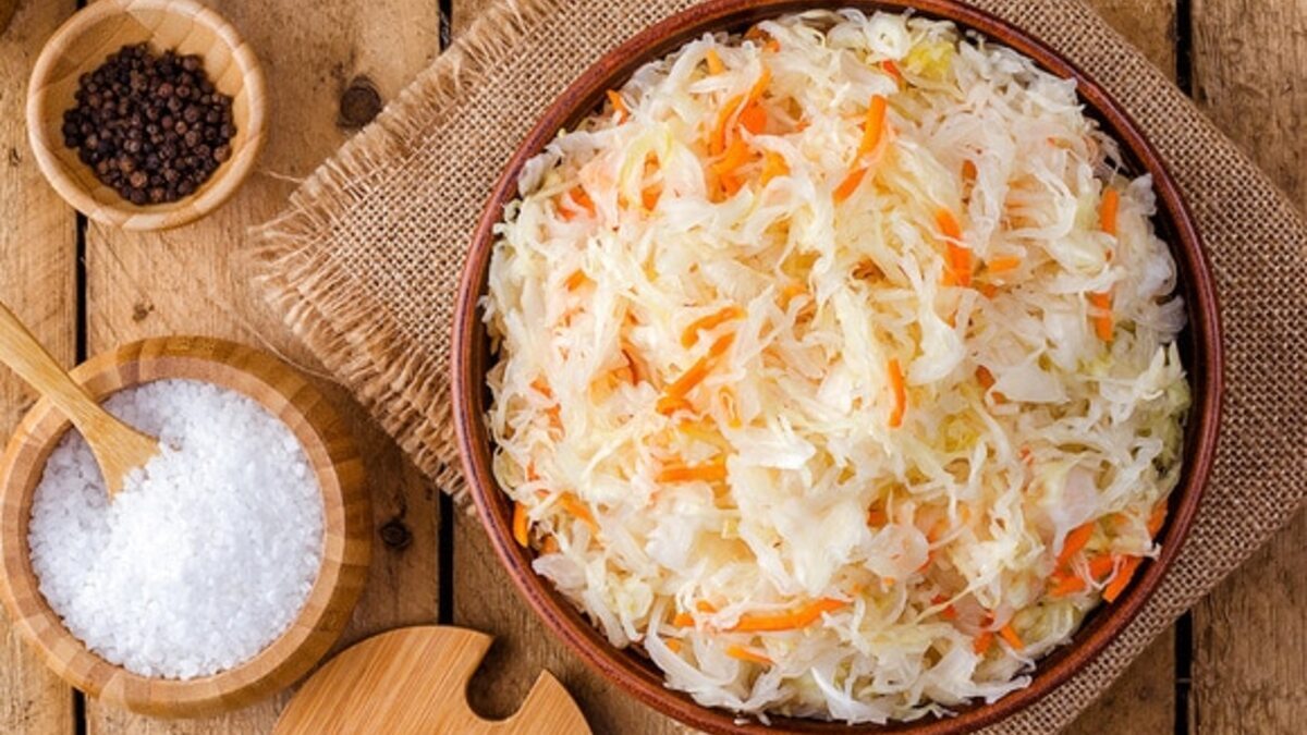 Как узнать, что кочан капусты подгнивает изнутри