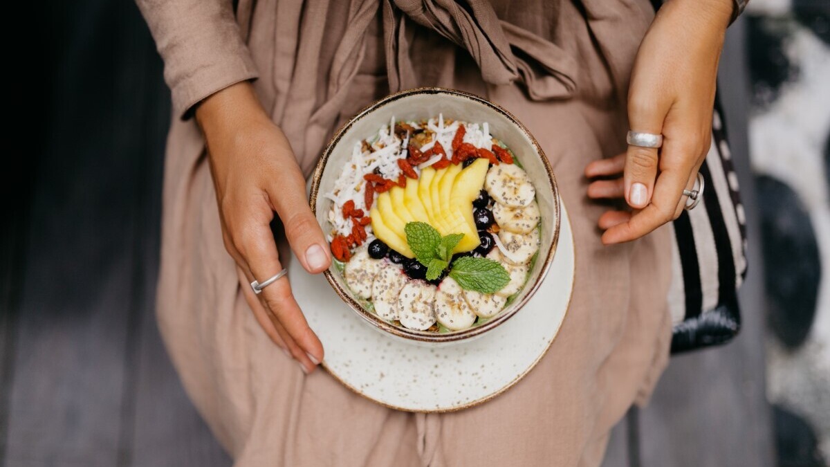 Какая еда поможет бороться со стрессом: диетолог