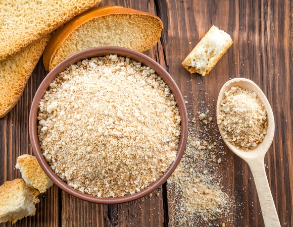 Чем можно заменить панировочные сухари: подсказка кулинара