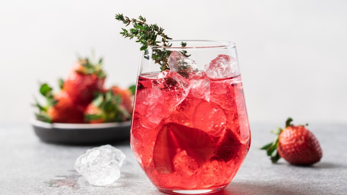 Диетолог рассказала, какие напитки вызывают обезвоживание Диетолог рассказала, какие напитки вызывают обезвоживание