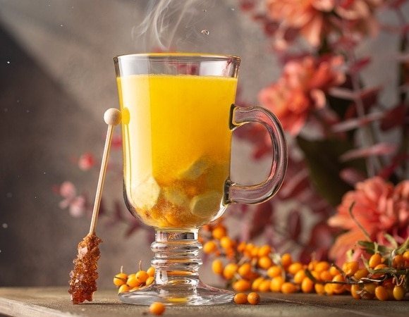 Как готовить сбитень: история напитка и традиционные рецепты