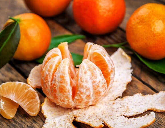 Диетолог предупредила о вреде мандариновых косточек