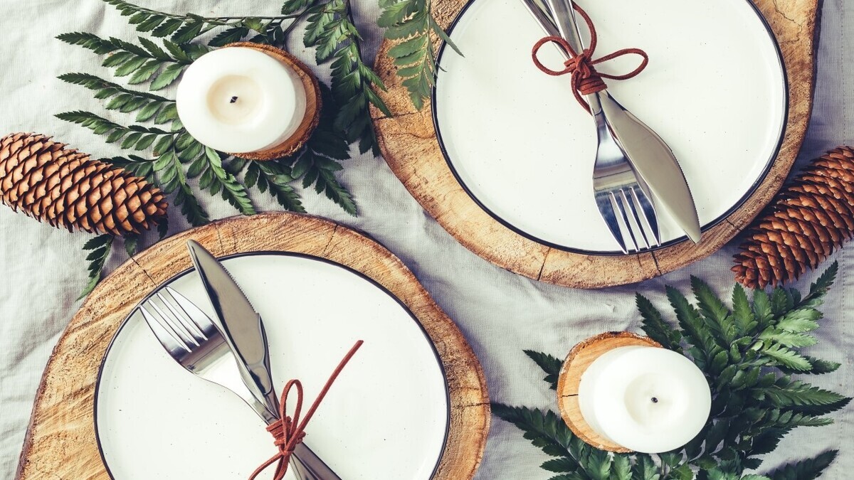 Эксперты назвали бюджетный способ украсить стол к Новому году