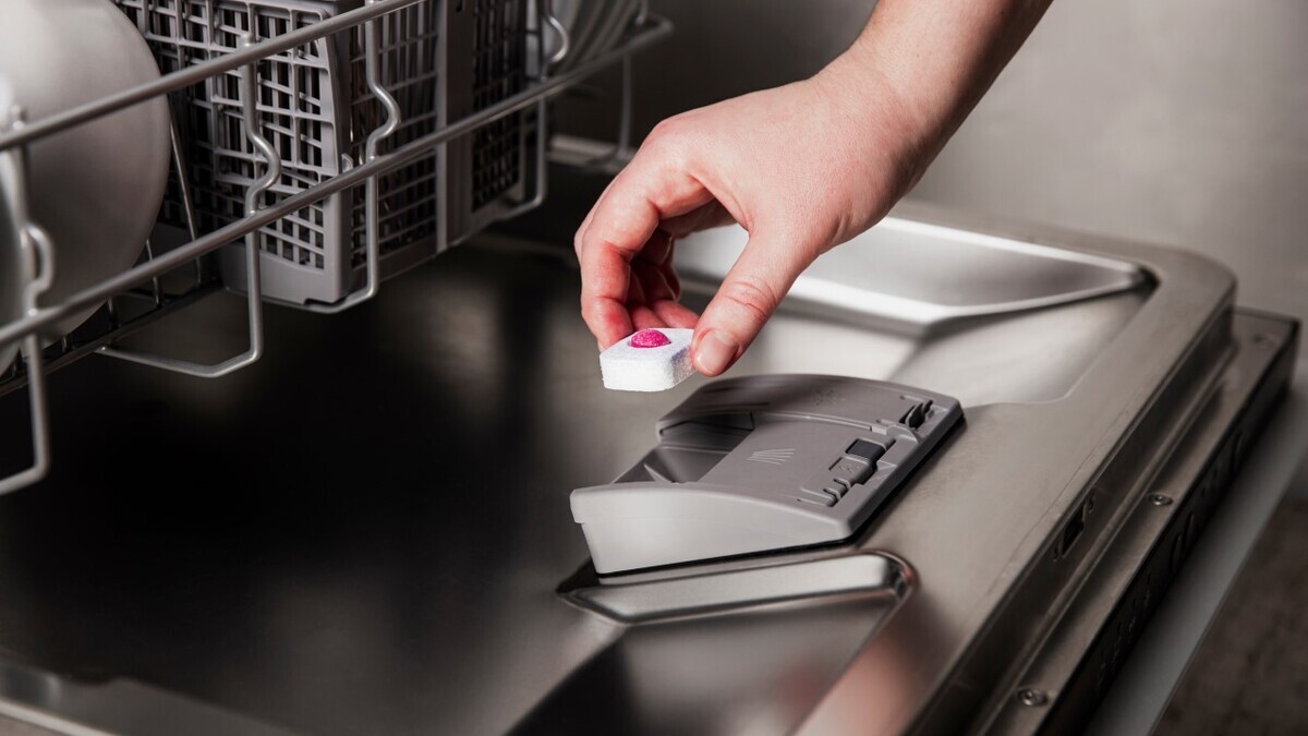 Эксперты рассказали, как еще можно использовать таблетки от посудомоечной машины