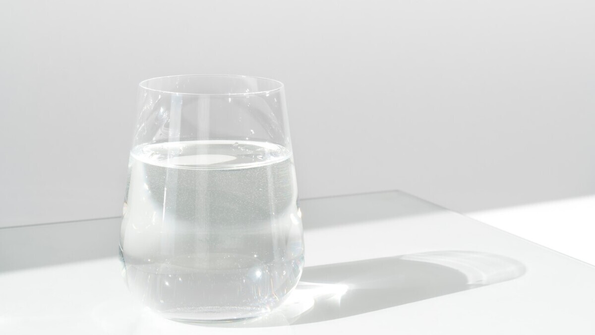 Нутрициолог объяснила, что будет, если целый месяц пить только воду