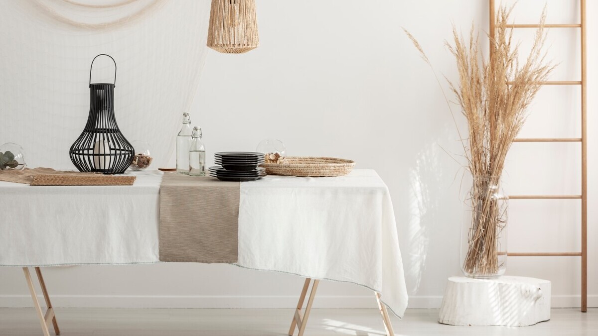 Назван простой способ вернуть белизну скатерти Назван простой способ вернуть белизну скатерти