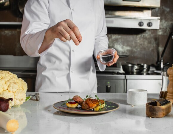 Знаменитые шеф-повара поделились кулинарными секретами