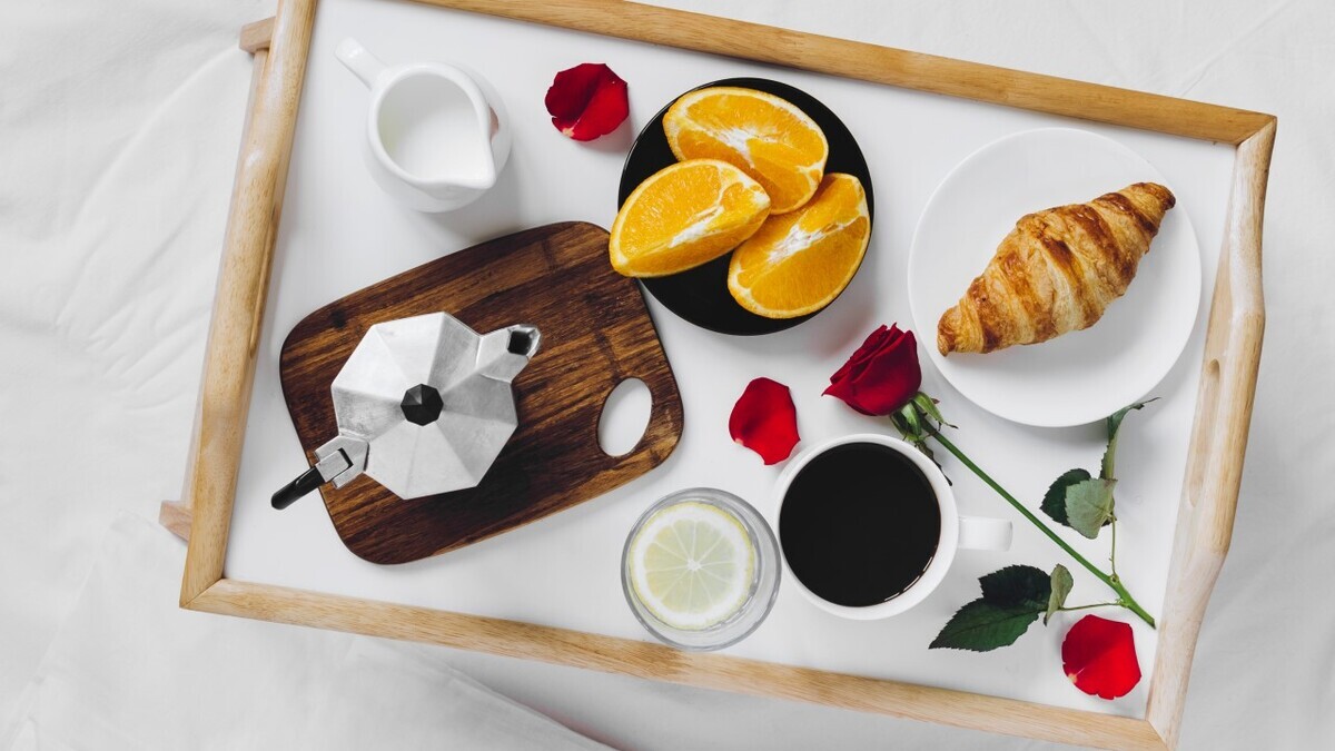 Названы лучшие идеи для романтического завтрака