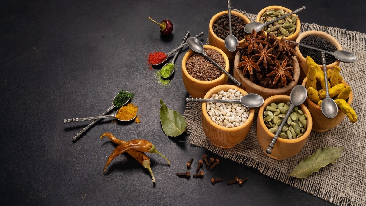 Нутрициолог перечислила самые полезные специи Нутрициолог перечислила самые полезные специи