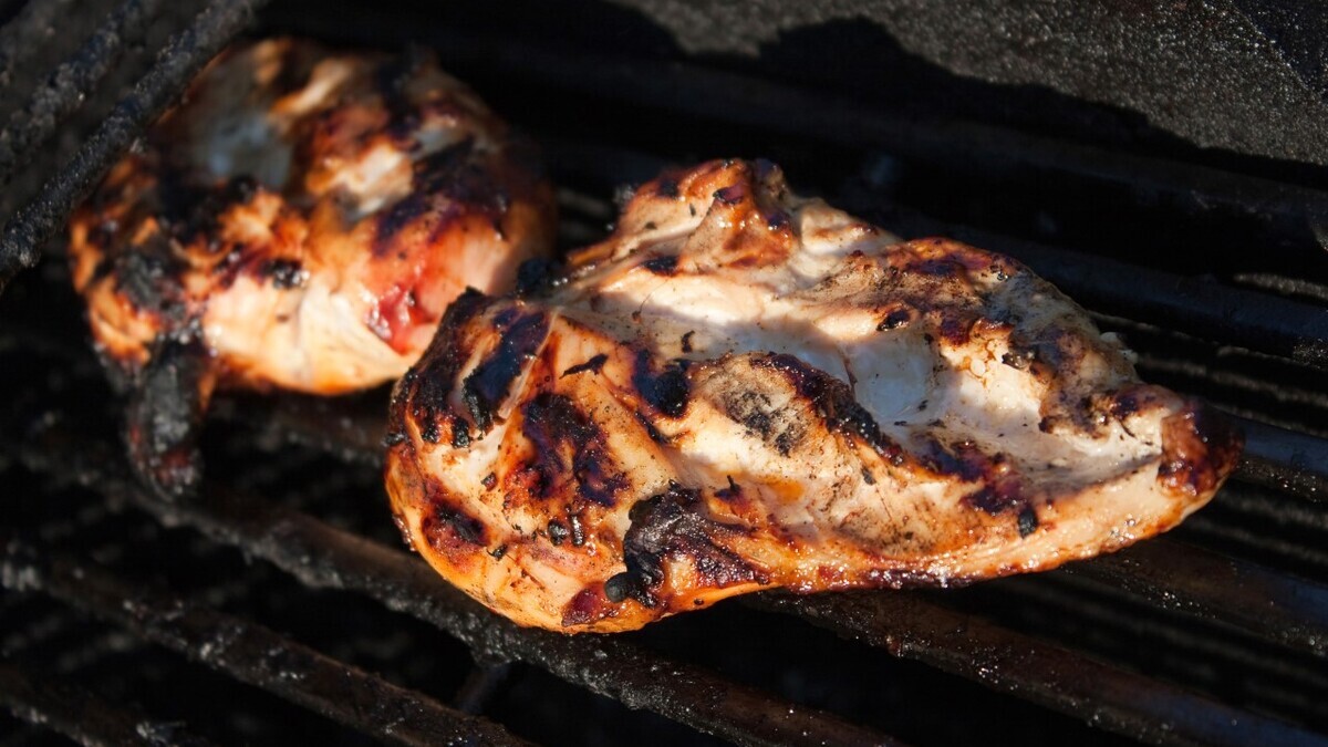 Врач предупредила о вреде подгоревших продуктов