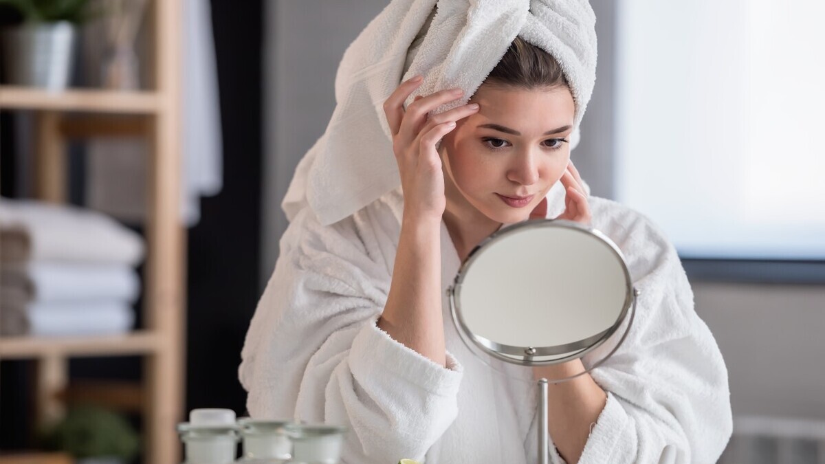 Звездный косметолог поделилась рецептом маски для лица из доступных продуктов