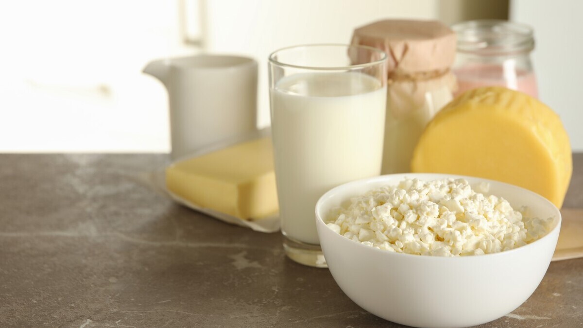 Стало известно, какой напиток полезнее молока и йогурта