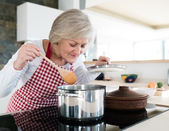 Врач Гинзбург назвал доступный продукт для профилактики возрастных заболеваний