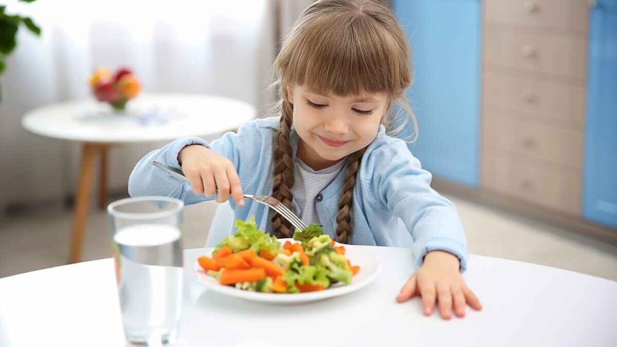 Какие продукты чаще всего вызывают аллергию у детей: ответил врач