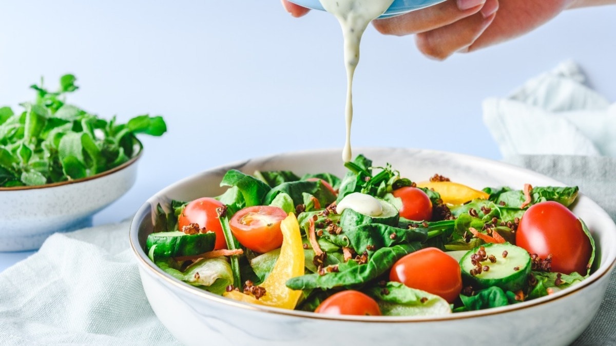 Готовим 7 универсальных соусов: быстро, просто и с пользой