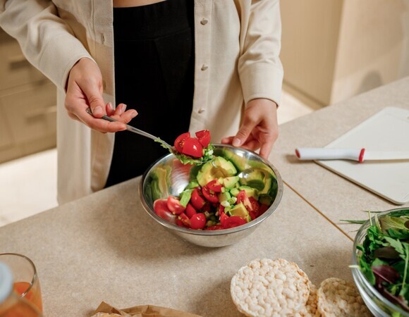 Диетолог назвала 3 продукта, которые помогут быстрее сжигать жир Диетолог назвала 3 продукта, которые помогут быстрее сжигать жир