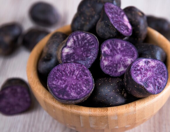 Садовод объяснила, почему картофель бывает цветным Садовод объяснила, почему картофель бывает цветным