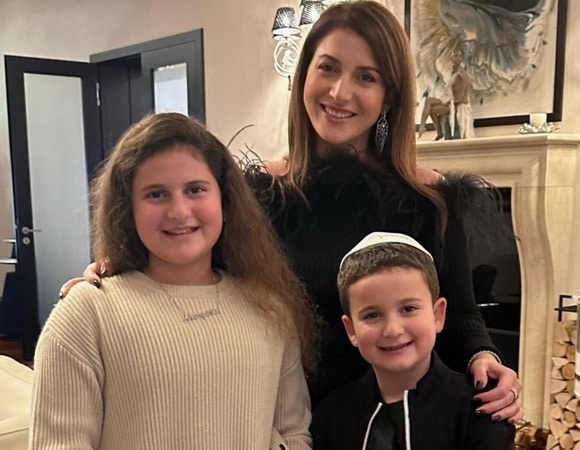 Певица Жасмин рассказала, как приучить детей питаться правильно Певица Жасмин рассказала, как приучить детей питаться правильно