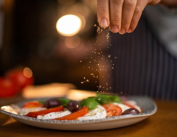 Диетолог назвала 3 самые полезные приправы