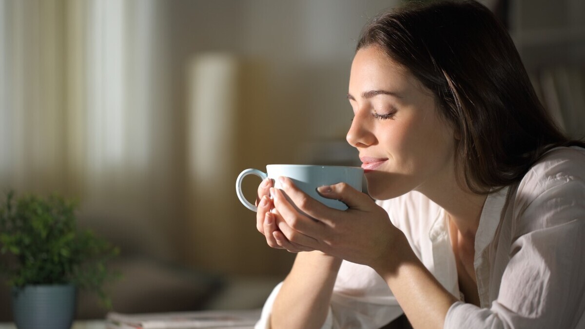 Какие напитки помогут в период магнитных бурь: ответил врач