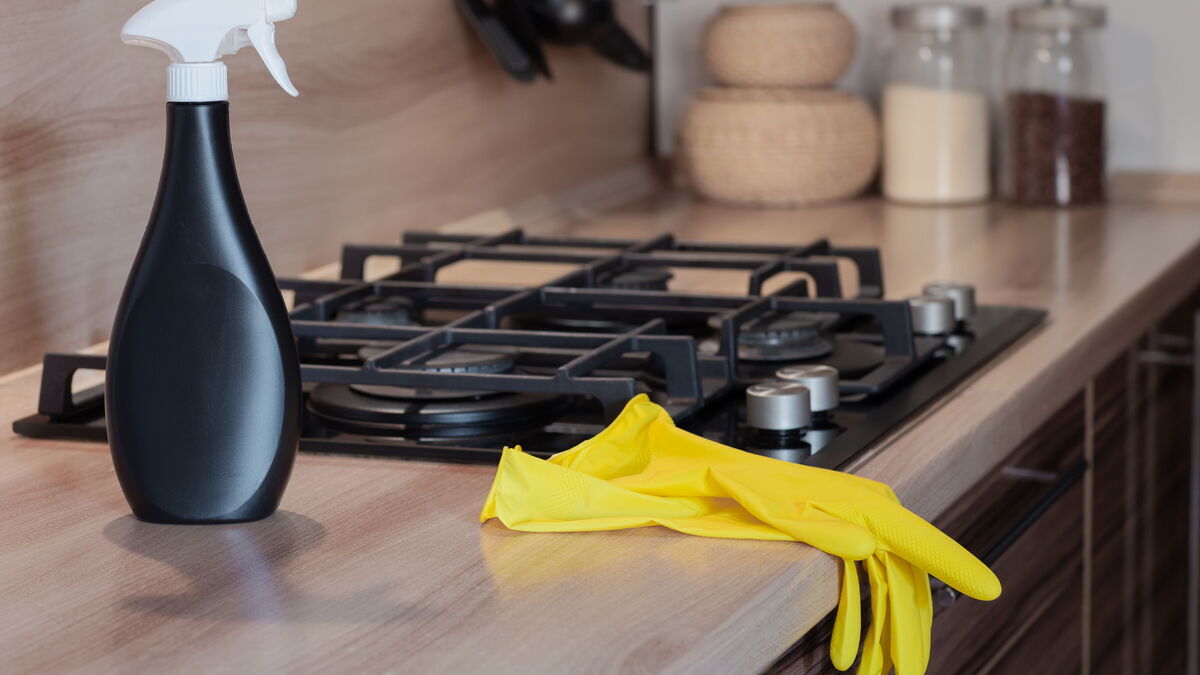 Чем отмыть жир: секреты чистой кухни от «Едим Дома» Чем отмыть жир: секреты чистой кухни от «Едим Дома»