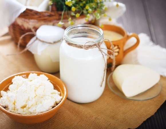 Что приготовить из прокисшего молока: 7 рецептов от «Едим Дома»