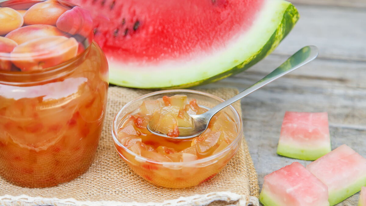 Лето под крышкой: рецепты заготовок на зиму из арбуза и дыни Лето под крышкой: рецепты заготовок на зиму из арбуза и дыни