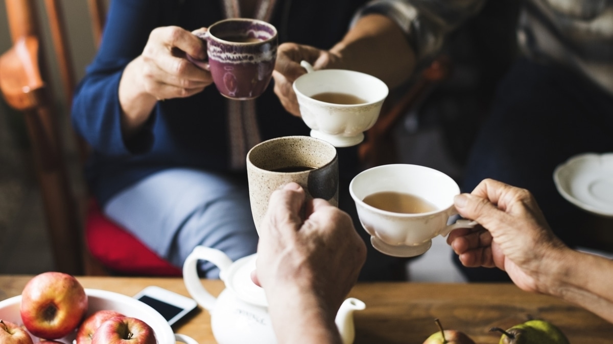 3 рецепта чая долгожителей: что эксперт рекомендовал пить для продления молодости?