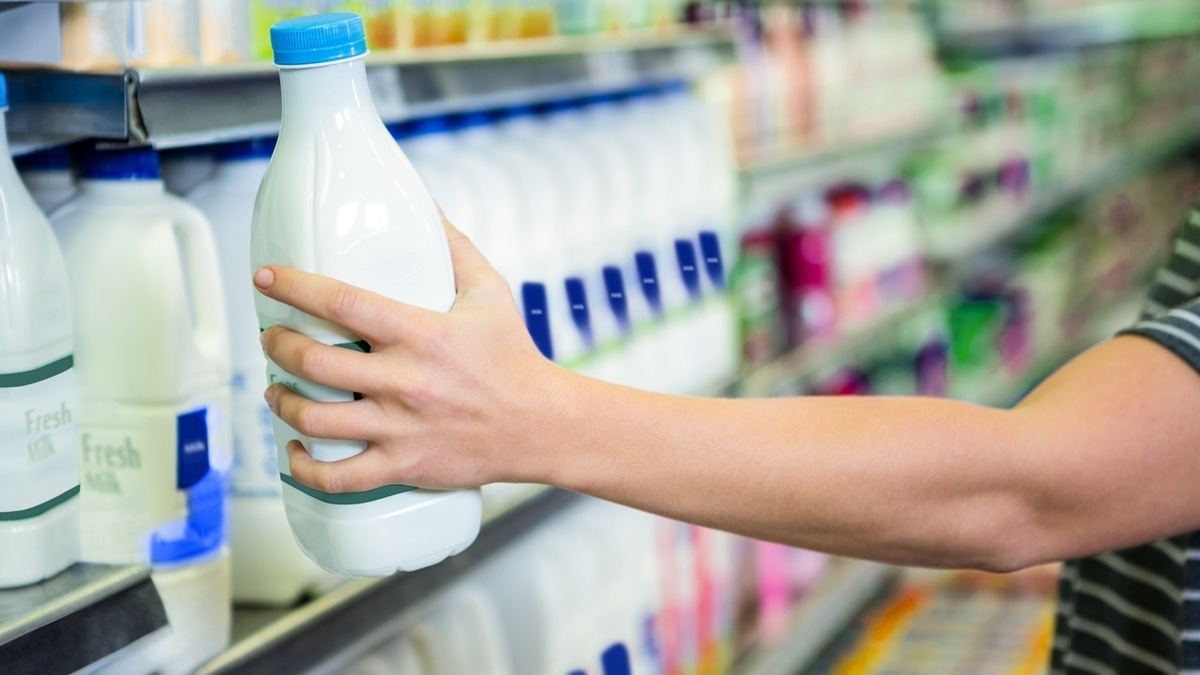 Кардиолог Соколов: молочные продукты, соль и жиры медленно убивают сердце Кардиолог Соколов: молочные продукты, соль и жиры медленно убивают сердце