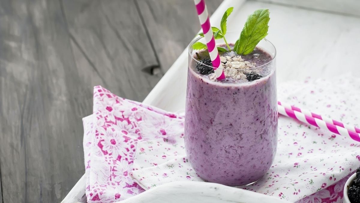 Коктейль для хорошего пищеварения: врач поделился рецептом полезного утреннего смузи Коктейль для хорошего пищеварения: врач поделился рецептом полезного утреннего смузи