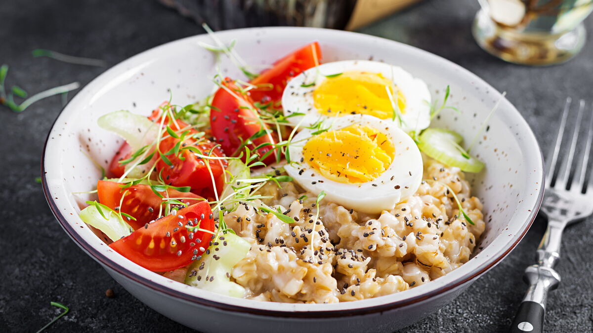 10 нескучных рецептов овсяной каши от «Едим Дома» 10 нескучных рецептов овсяной каши от «Едим Дома»