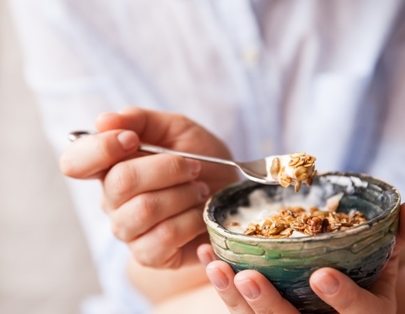 Диетолог встала на защиту мюсли: «Этот завтрак не так вреден для фигуры, как кажется»
