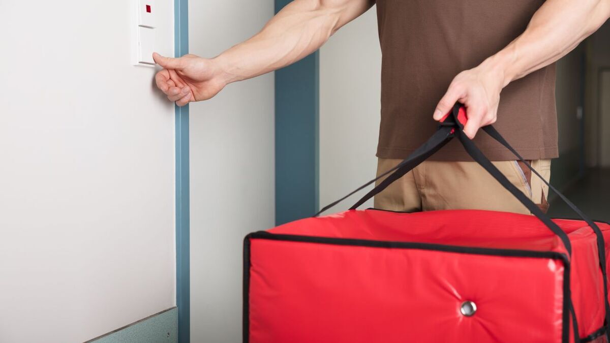 Стало известно, почему готовой едой легче отравиться Стало известно, почему готовой едой легче отравиться