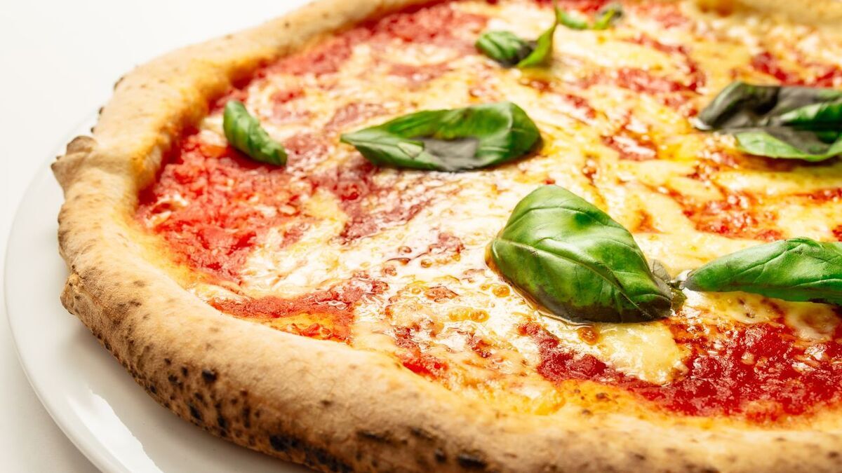 Роскачество сказало, в какую магазинную пиццу «Маргарита» добавляют фальсификат Роскачество сказало, в какую магазинную пиццу «Маргарита» добавляют фальсификат