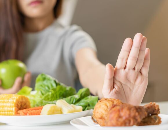 Кишечник не выдержит: диетолог посоветовала раз в неделю отказываться от мяса 