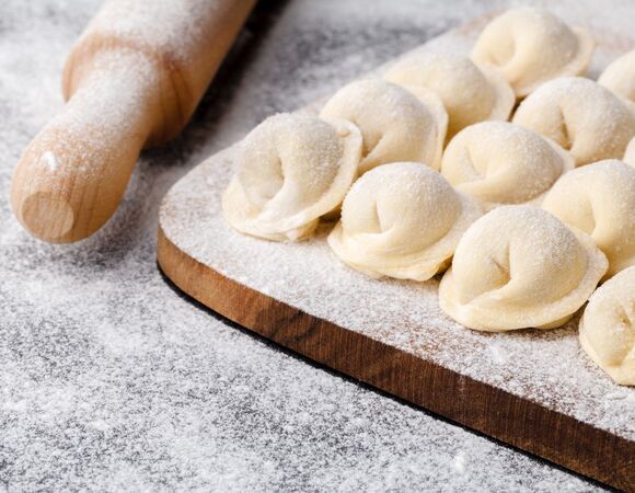 Много соли, мало мяса: раскрыт вред магазинных пельменей Много соли, мало мяса: раскрыт вред магазинных пельменей