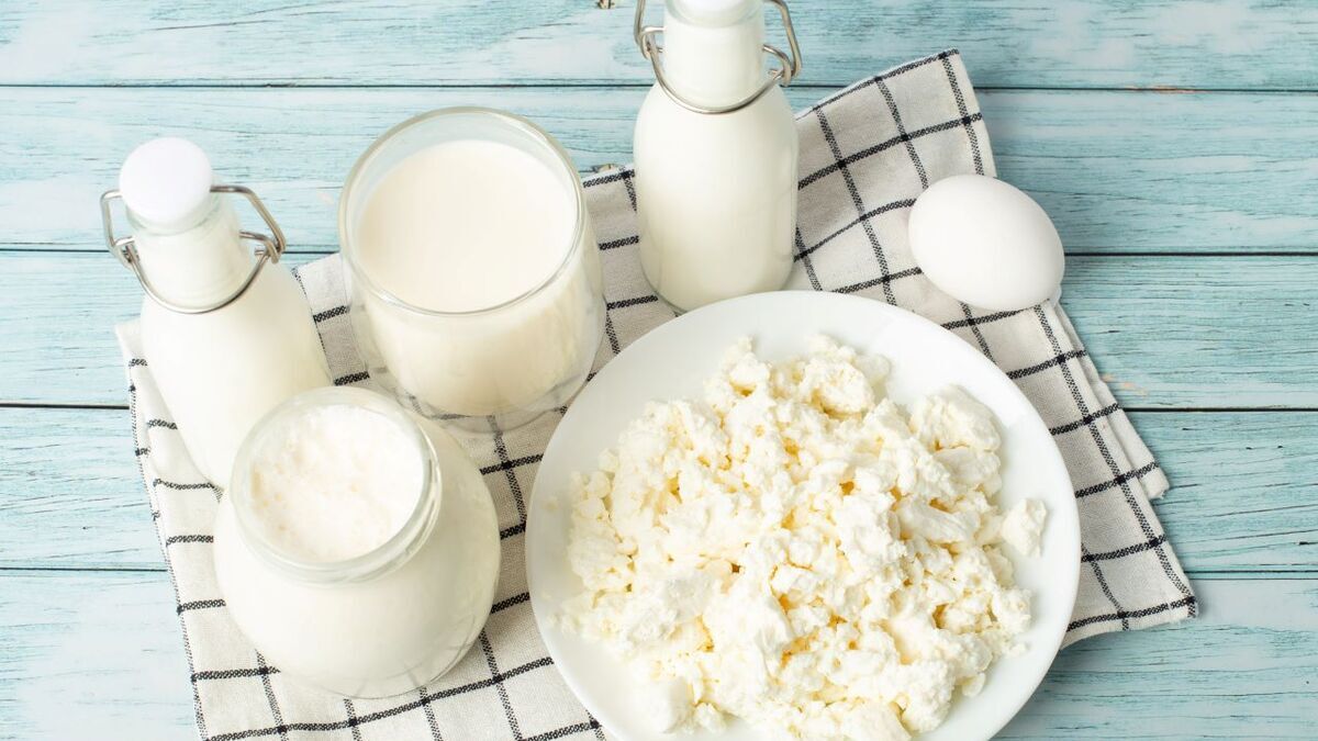 Диетолог Гинзбург: кисломолочные продукты нужно есть каждый день без исключения 