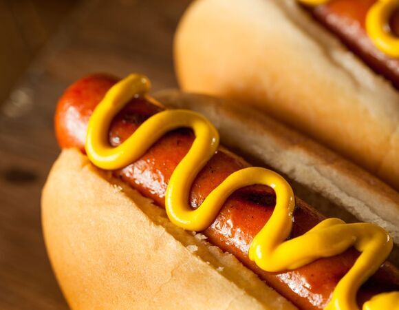 Названы белковые продукты, которые вредят человеку, а не помогают Названы белковые продукты, которые вредят человеку, а не помогают