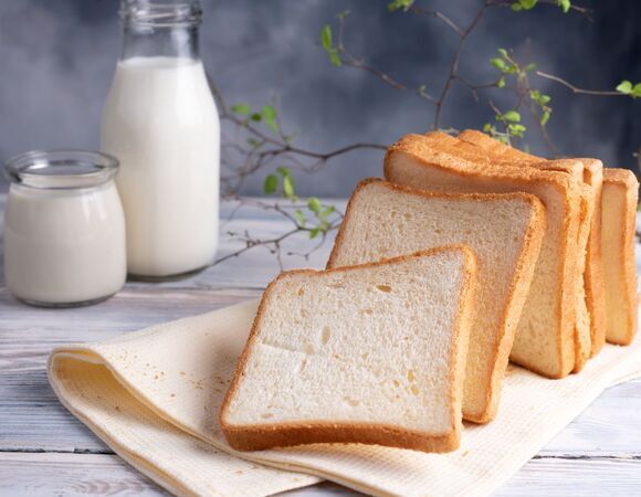 Диетолог Королева: белый хлеб не вреден, если правильно есть его 
