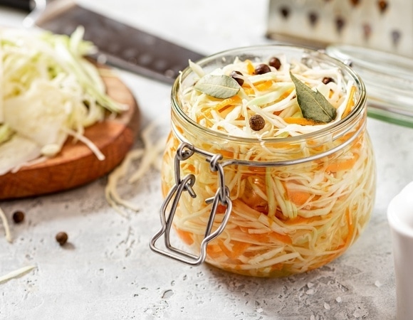 Кладезь витаминов: можно ли есть квашеную капусту каждый день? Кладезь витаминов: можно ли есть квашеную капусту каждый день?