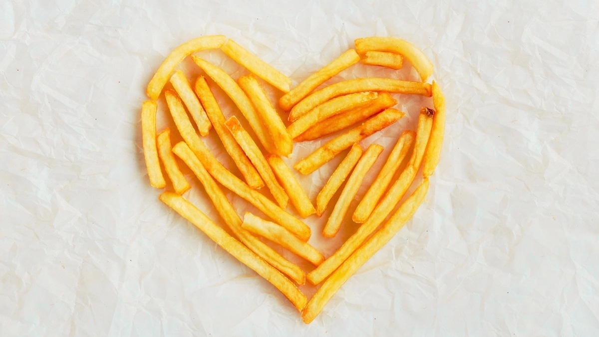 Диетолог предложил «вытеснить» тягу к фастфуду влюбленностью