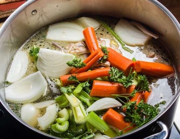 Эти продукты станут полезнее после приготовления — почти все их ели неправильно 