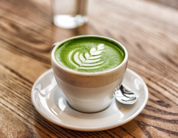 Отложить старение на 10 лет и не болеть: врач назвала причины пить матчу Отложить старение на 10 лет и не болеть: врач назвала причины пить матчу