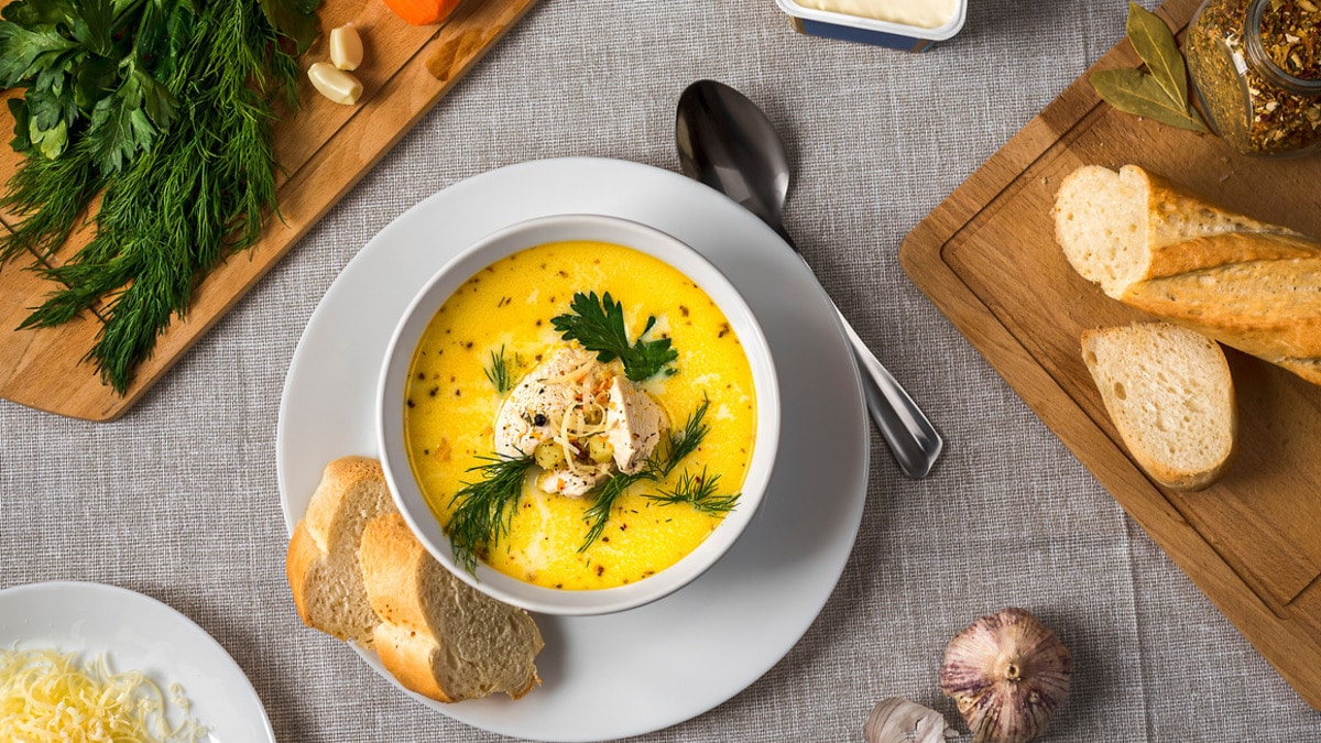 Куриный суп для уютного зимнего обеда: лучшие рецепты от «Едим Дома» Куриный суп для уютного зимнего обеда: лучшие рецепты от «Едим Дома»