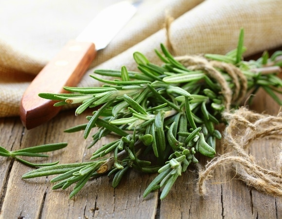 Диетолог рассказала о специях с сильнейшими противовоспалительными свойствами Диетолог рассказала о специях с сильнейшими противовоспалительными свойствами